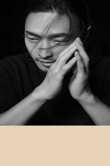 高浮雕和淺浮雕在色彩上有什么差異？