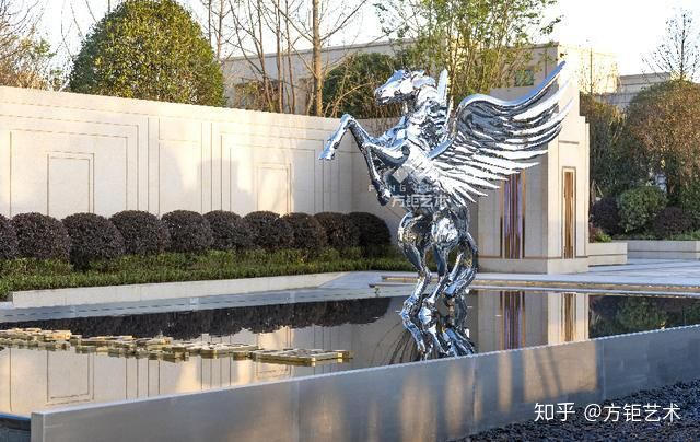 如何判斷玻璃鋼雕塑是否適應戶外環境?